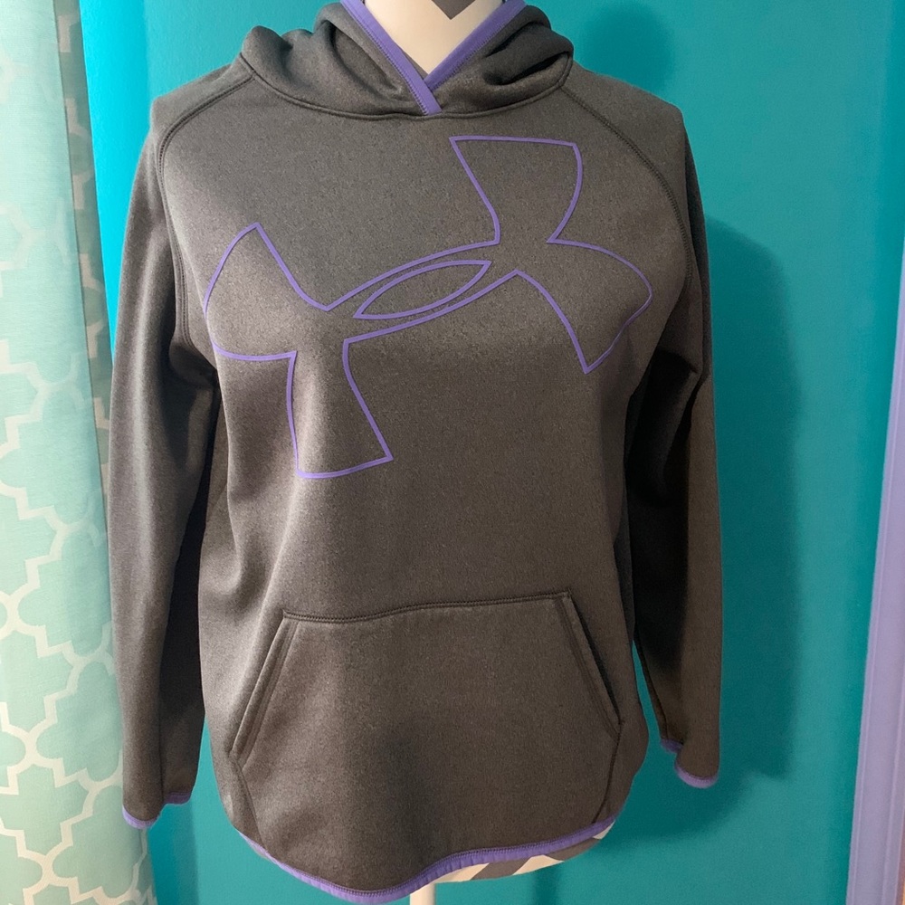 Under armour sweatshirt
